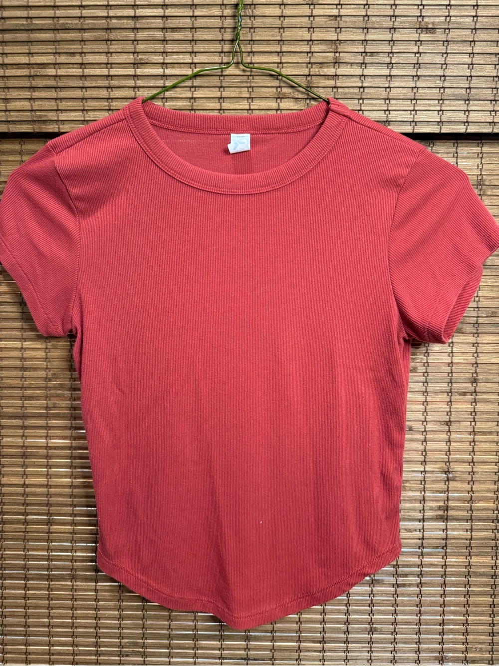 Old Navy Classic Ribbed Crewneck Tee - Red